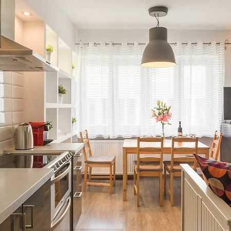 Apartament Srodmiescie By City Quality ワルシャワ エクステリア 写真